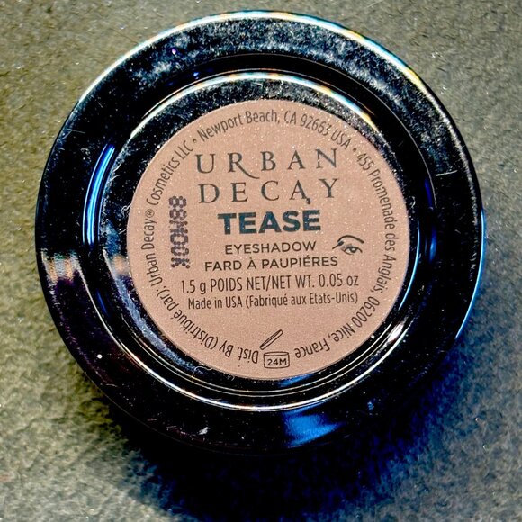 Urban Decay Moondust Tease Eyeshadow - Picture 3 of 4